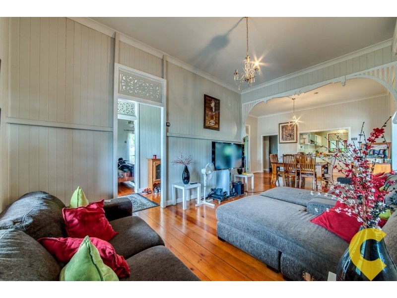 5 Brisbane Road, Redbank QLD 4301