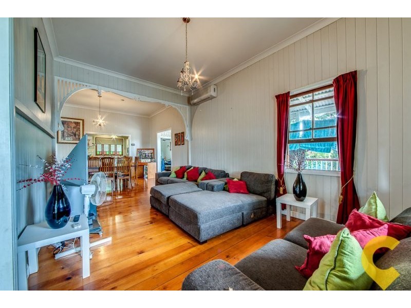 5 Brisbane Road, Redbank QLD 4301