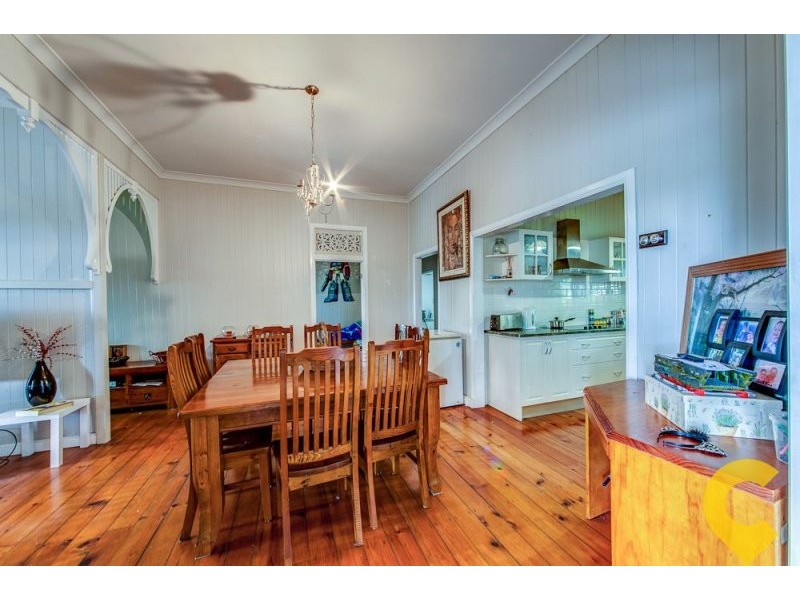 5 Brisbane Road, Redbank QLD 4301