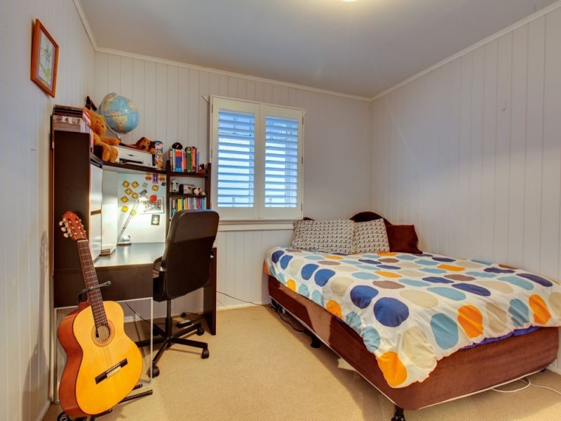 19 Ardentallen Road, Enoggera QLD 4051