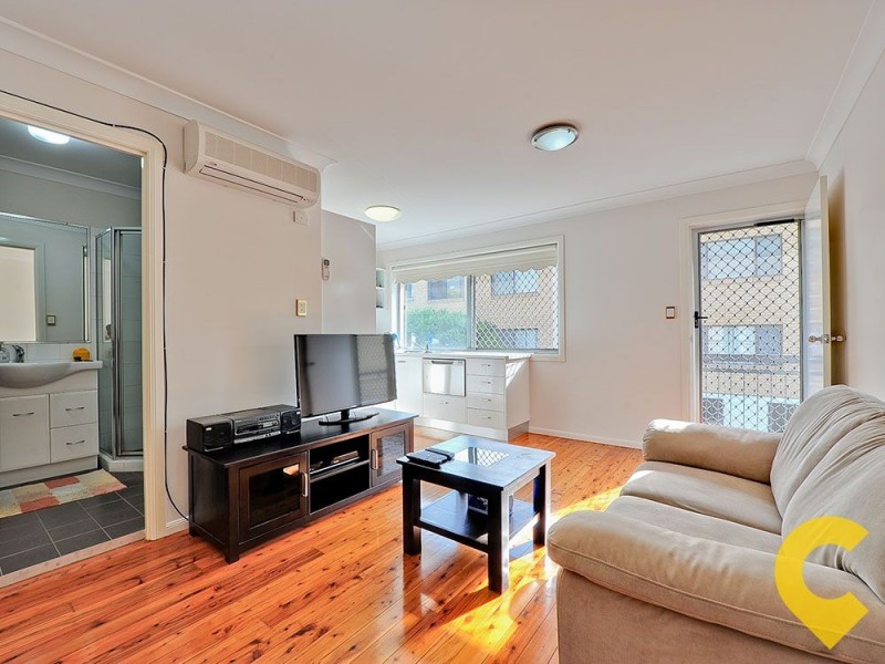 4/33 Derby Street, Coorparoo QLD 4151