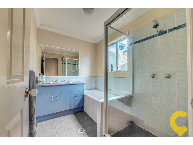 26 Chelsea Place, Forest Lake QLD 4078