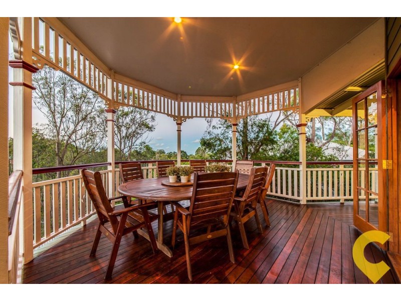 73 Linkwood Drive, Ferny Hills QLD 4055