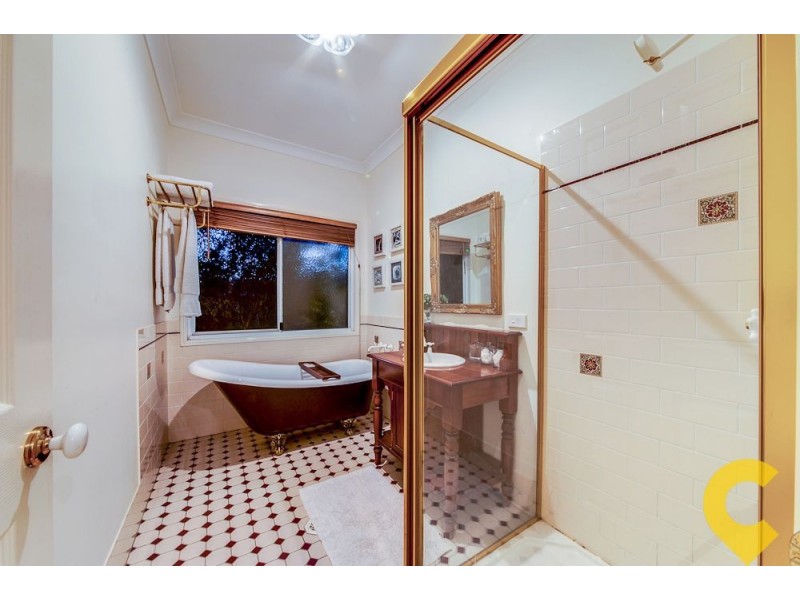 73 Linkwood Drive, Ferny Hills QLD 4055