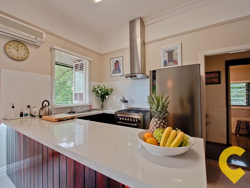 69 Kinnaird Street, Ashgrove QLD 4060