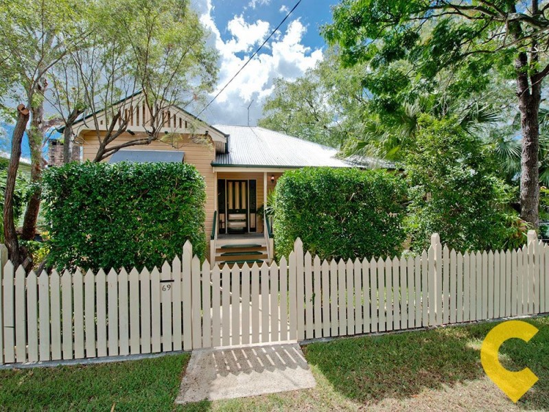 69 Kinnaird Street, Ashgrove QLD 4060