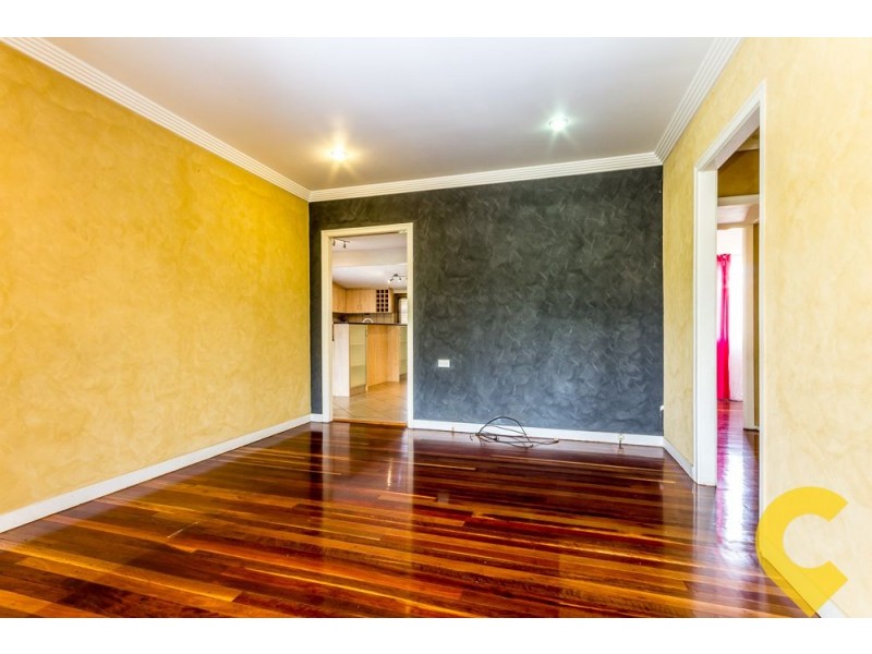 32 Grenadier Circle, Ebbw Vale QLD 4304