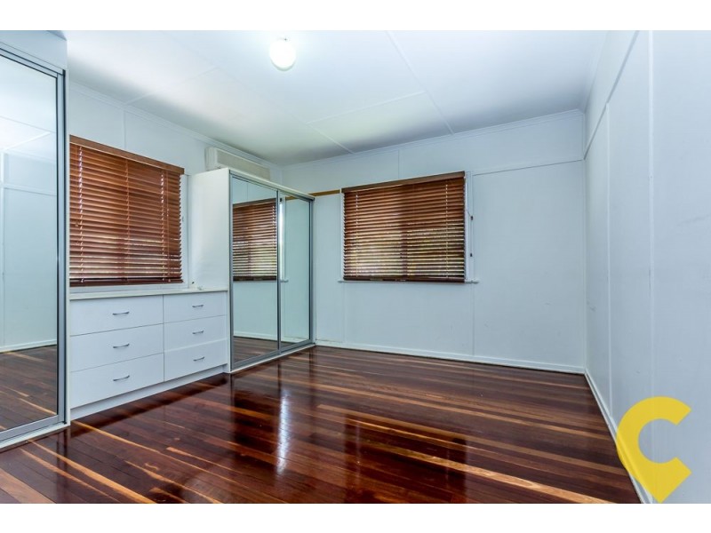 32 Grenadier Circle, Ebbw Vale QLD 4304