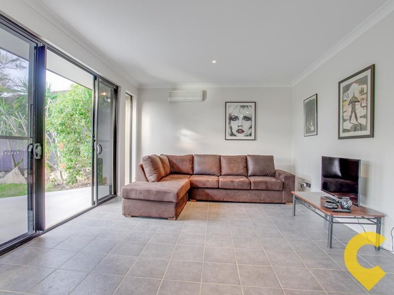 25 Montclare Court, Cashmere QLD 4500