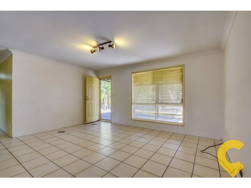 52 Dennis Road, Springwood QLD 4127