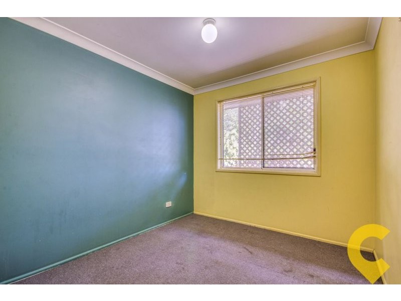52 Dennis Road, Springwood QLD 4127
