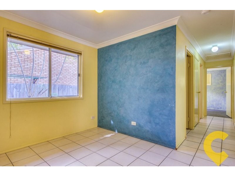 52 Dennis Road, Springwood QLD 4127