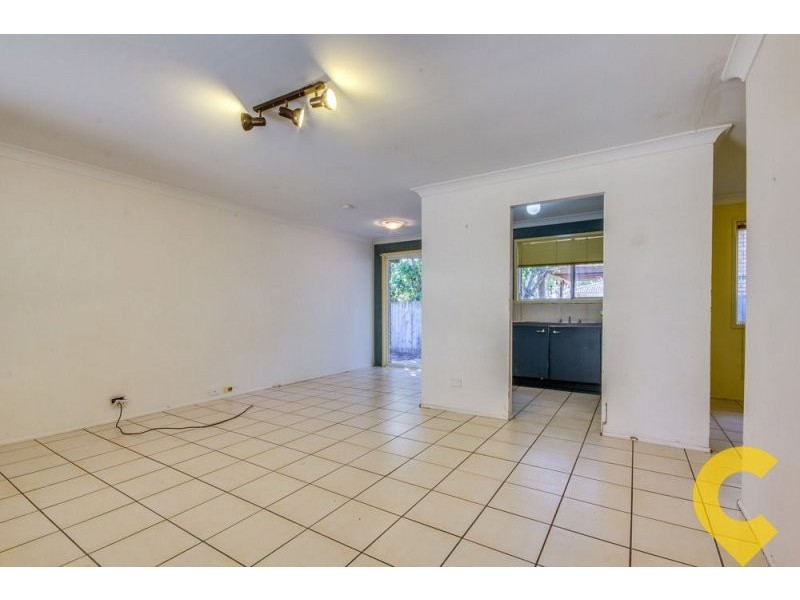 52 Dennis Road, Springwood QLD 4127