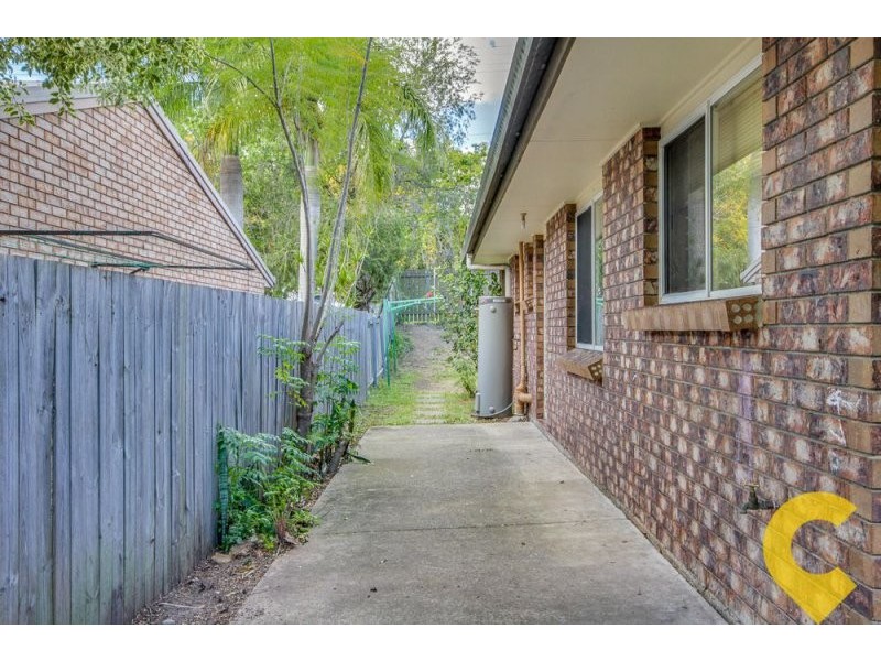 52 Dennis Road, Springwood QLD 4127