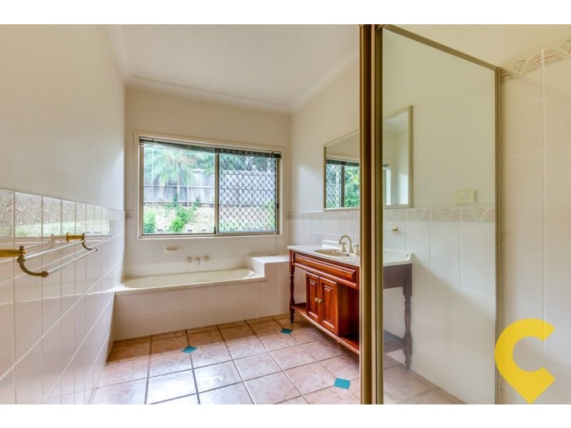 28 Heeler Court, Shailer Park QLD 4128