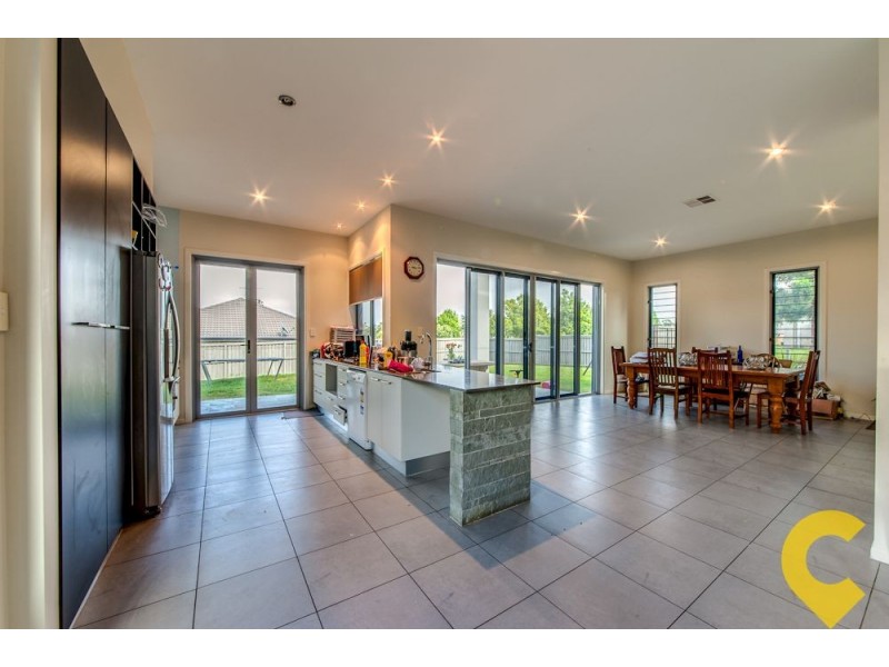 99 Livesay Road, Moggill QLD 4070