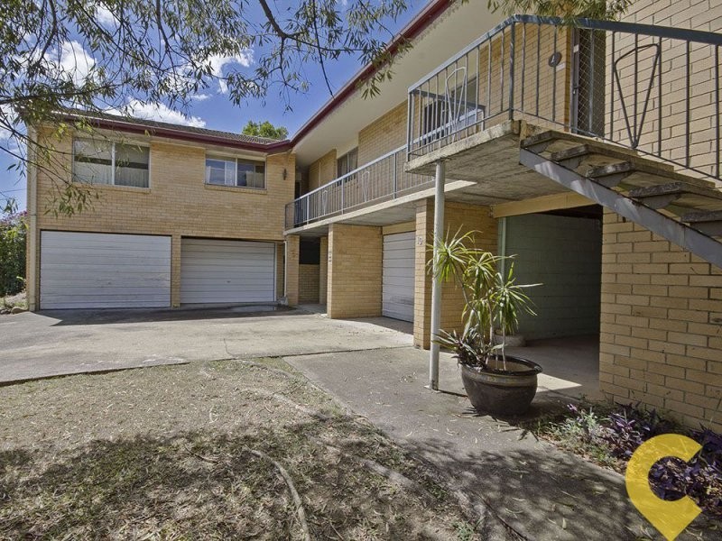 10 Gort Crescent, Stafford QLD 4053