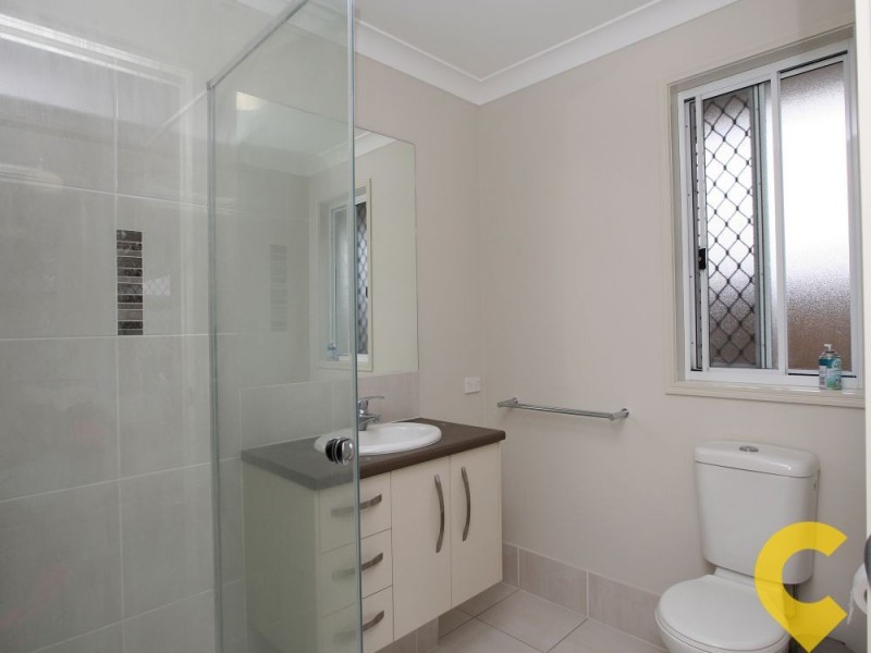 18 Fleet Cct, Bray Park QLD 4500