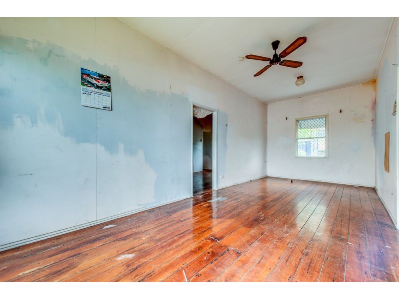 3 Brick Street, Redbank QLD 4301