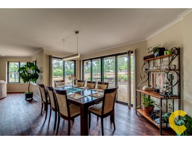 25 Pole Crescent, New Beith QLD 4124