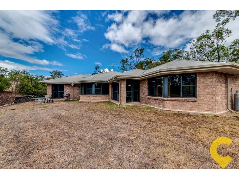 25 Pole Crescent, New Beith QLD 4124