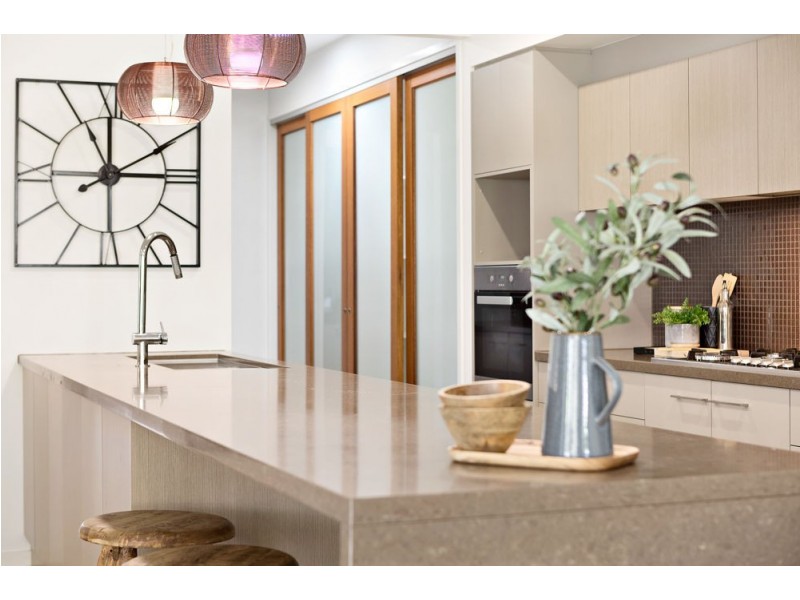 8 Alleena Street, Chermside QLD 4032