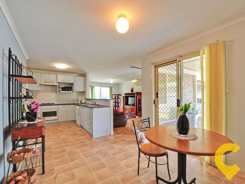 135 Cambridge Crescent, Fitzgibbon QLD 4018