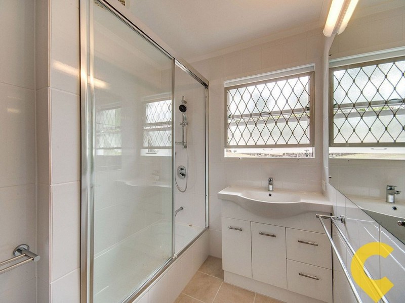 34 Sedgemoor Street, Stafford Heights QLD 4053