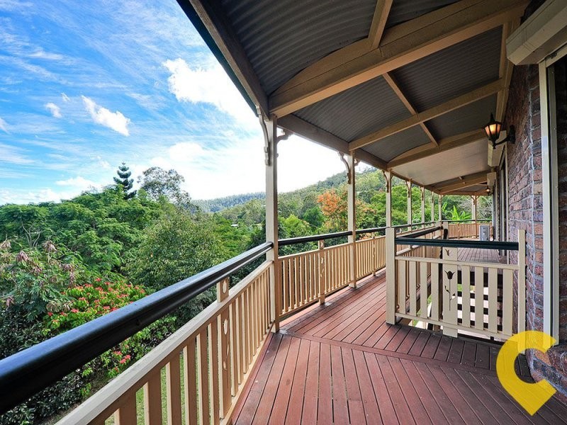 82 Chaprowe Rd, The Gap QLD 4061