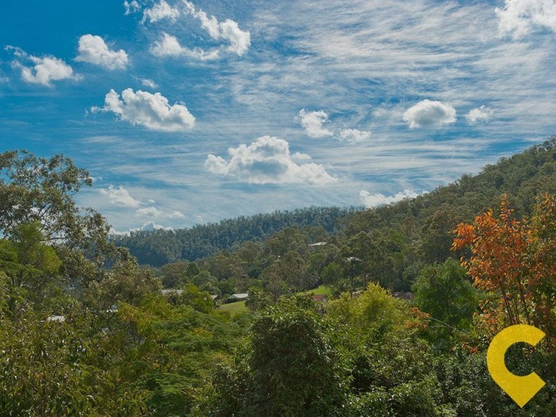 82 Chaprowe Rd, The Gap QLD 4061