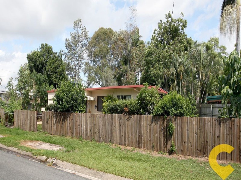 11 Gillian Street, Beachmere QLD 4510