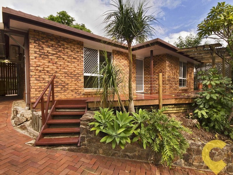 36 Yathong Court, Arana Hills QLD 4054