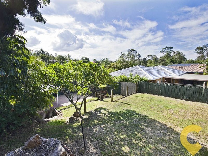 36 Yathong Court, Arana Hills QLD 4054