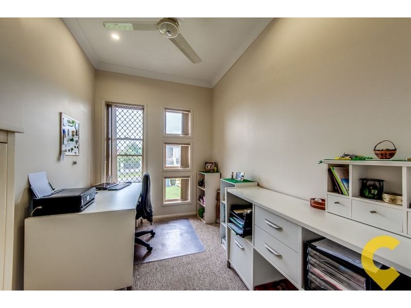 2 Hilltop Tce, Springfield Lakes QLD 4300