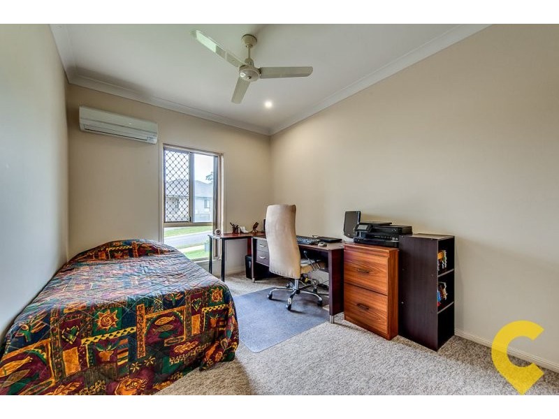 2 Hilltop Tce, Springfield Lakes QLD 4300
