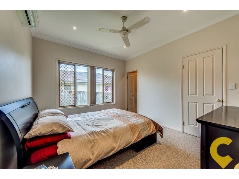 2 Hilltop Tce, Springfield Lakes QLD 4300