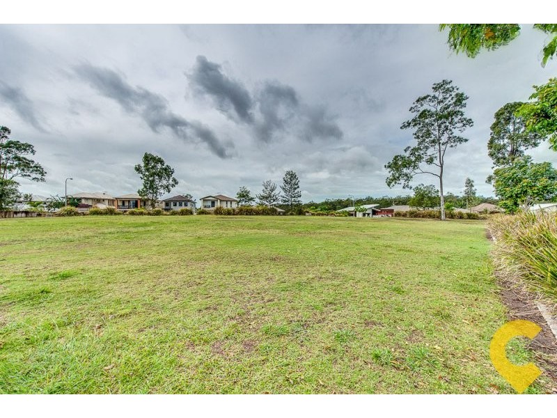 2 Hilltop Tce, Springfield Lakes QLD 4300