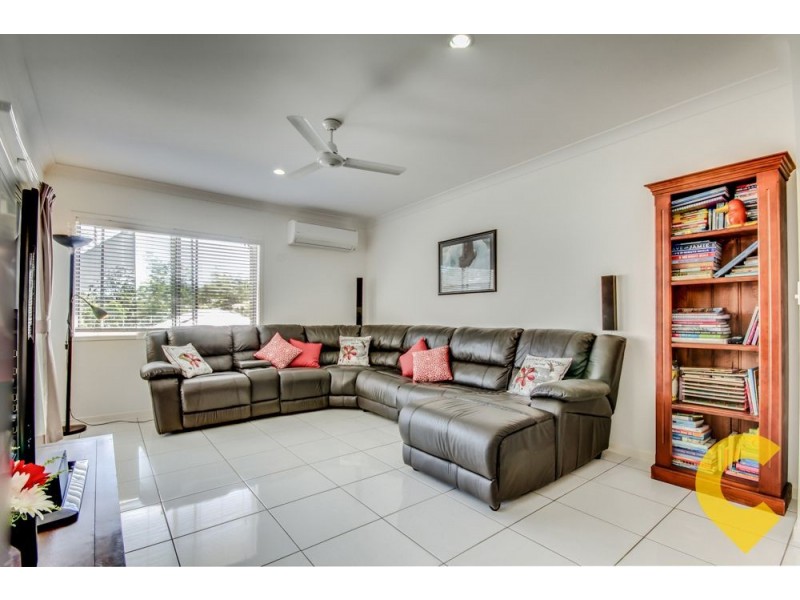 12 Morialta Street, Springfield Lakes QLD 4300