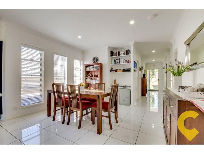 12 Morialta Street, Springfield Lakes QLD 4300