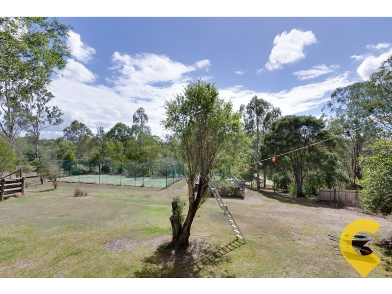 196 Holdsworth Road, Chuwar QLD 4306