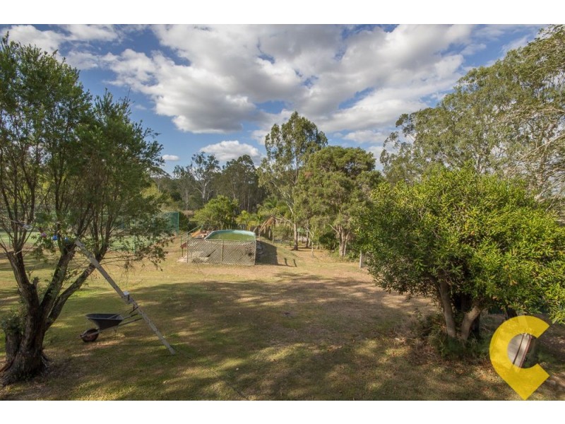 196 Holdsworth Road, Chuwar QLD 4306