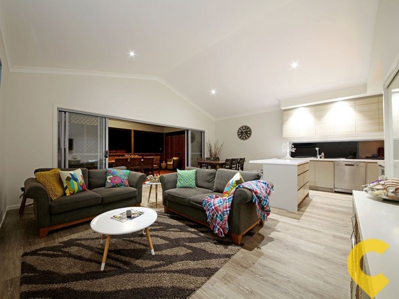 28 Drouyn Street, Deagon QLD 4017