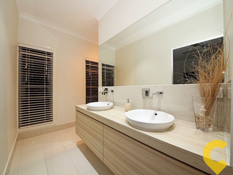 28 Drouyn Street, Deagon QLD 4017