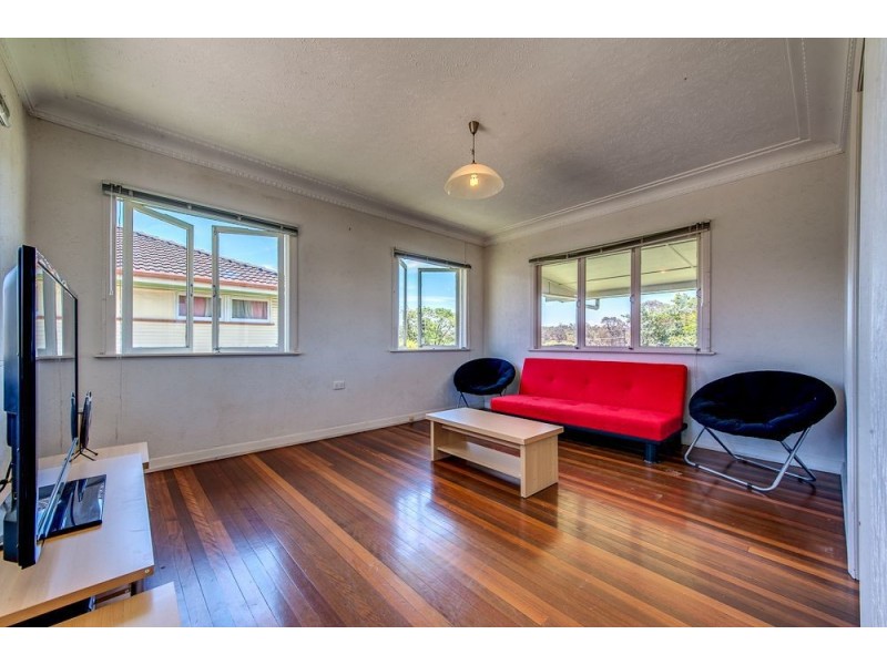 49 Basnett Street, Chermside West QLD 4032