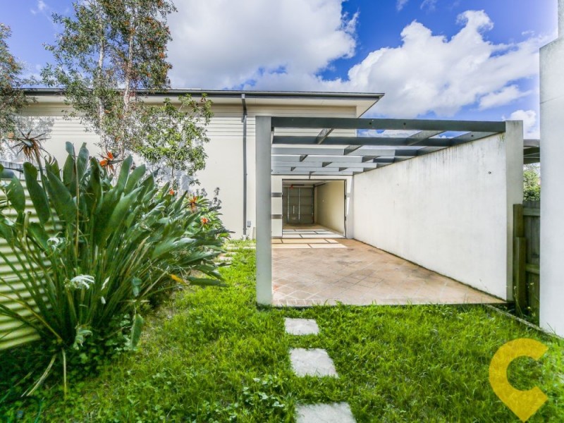 2/23 Park Esplanade, Coomera QLD 4209