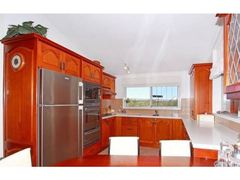 222 Graham Road, Bridgeman Downs QLD 4035