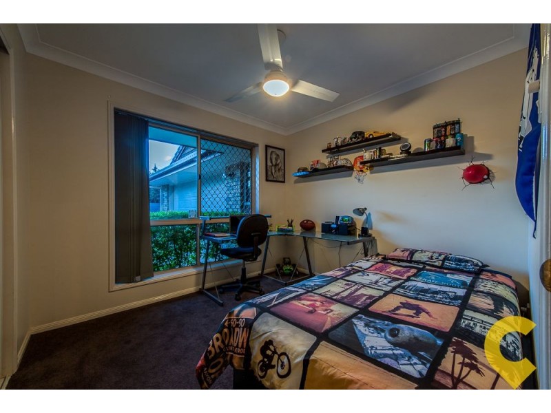 6 Calluna Court, Regents Park QLD 4118