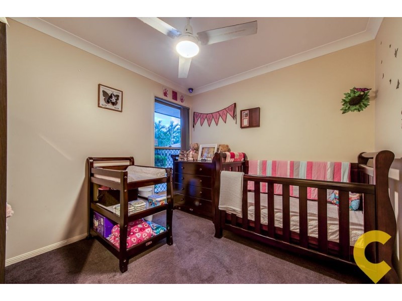 6 Calluna Court, Regents Park QLD 4118