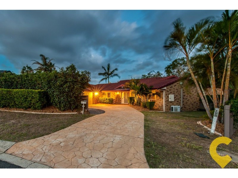 6 Calluna Court, Regents Park QLD 4118