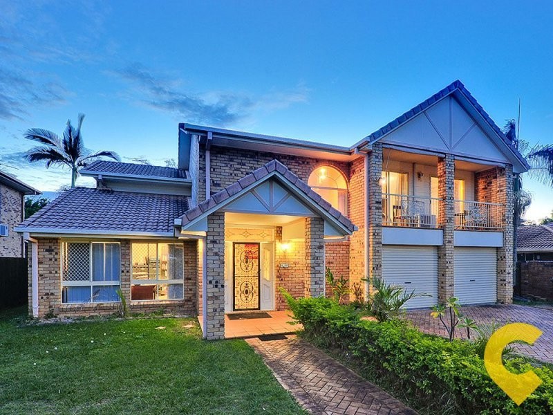 4 Alcheringa Place, Robertson QLD 4109